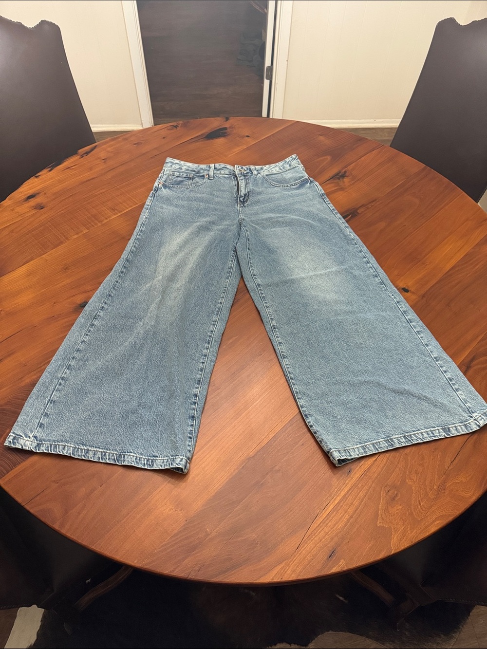 High-Rise Wide Leg Jeans in Light Blue Denim